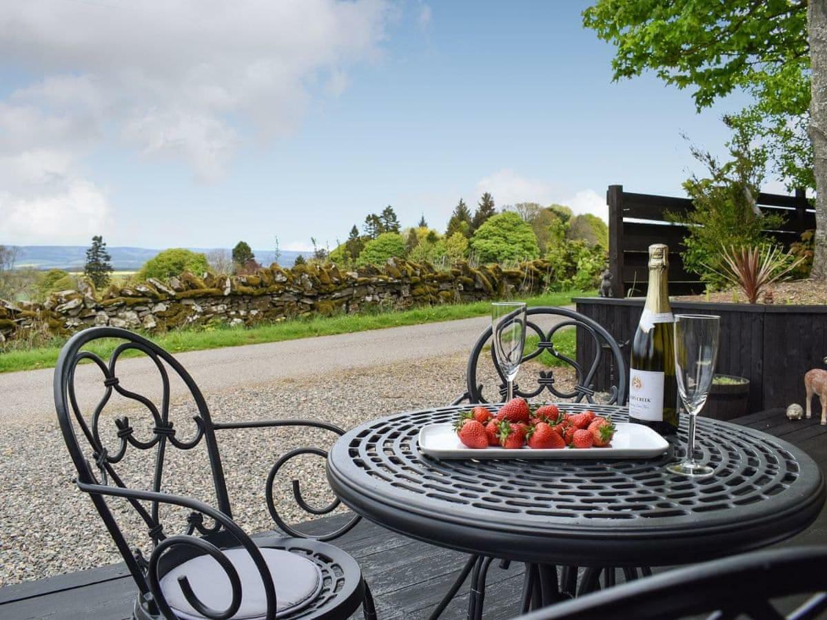 Rowanlea Lodge With Hot Tub Marykirk エクステリア 写真